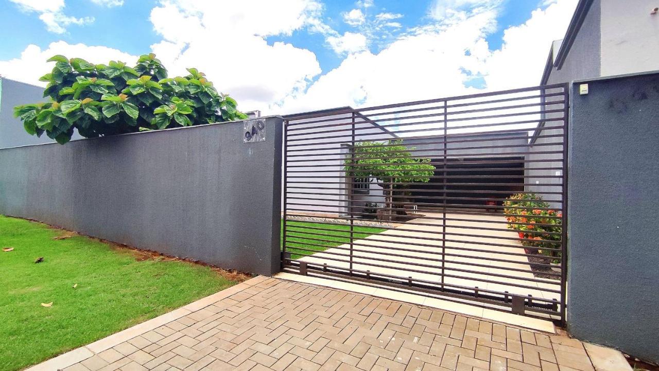 Linda Casa Bairro Tranquilo Prox Cataratas Vila Foz do Iguaçu Exterior foto